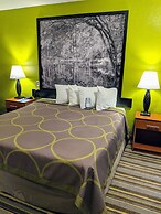 Super 8 by Wyndham Lake City