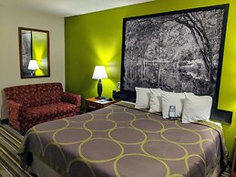 Super 8 by Wyndham Lake City