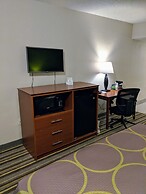 Super 8 by Wyndham Lake City