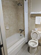 Super 8 by Wyndham Lake City