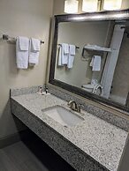 Super 8 by Wyndham Lake City