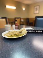 Super 8 by Wyndham Lake City