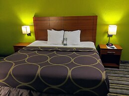 Super 8 by Wyndham Lake City