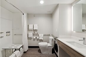 Holiday Inn Express Hotel & Suites Vacaville by IHG