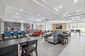 Holiday Inn Express Hotel & Suites Vacaville by IHG