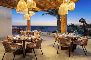 DoubleTree by Hilton Sharm El Sheikh - Sharks Bay Resort