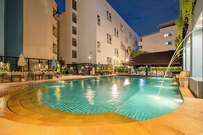 Sunbeam Hotel Pattaya