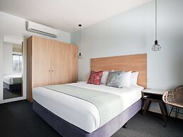 Saint Kilda Beach Hotel (formerly Rydges St Kilda)