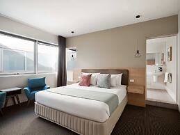 Saint Kilda Beach Hotel (formerly Rydges St Kilda)