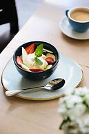 Saint Kilda Beach Hotel (formerly Rydges St Kilda)