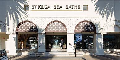 Saint Kilda Beach Hotel (formerly Rydges St Kilda)