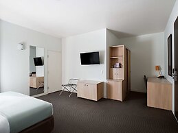 Saint Kilda Beach Hotel (formerly Rydges St Kilda)