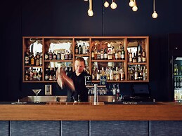 Saint Kilda Beach Hotel