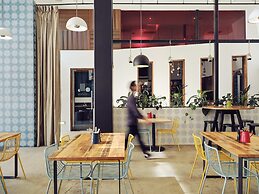 Saint Kilda Beach Hotel (formerly Rydges St Kilda)