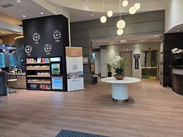 Sandman Suites Surrey-Guildford
