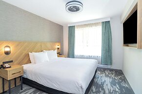 Sandman Suites Surrey-Guildford