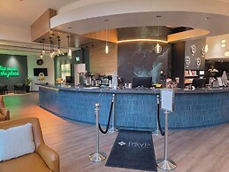 Sandman Suites Surrey-Guildford