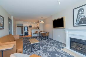 Sandman Suites Surrey-Guildford