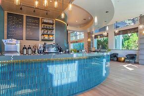 Sandman Signature Surrey-Guildford Suites