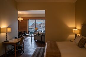 Garden of the Gods Resort and Club