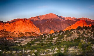 Garden of the Gods Resort and Club