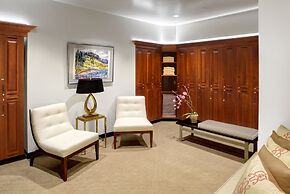 Garden of the Gods Resort and Club