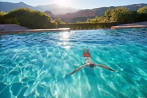 Garden of the Gods Resort and Club