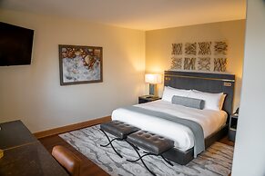 Garden of the Gods Resort and Club