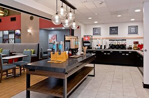 Hampton Inn & Suites Palm Desert