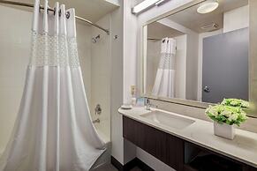 Hampton Inn & Suites Palm Desert