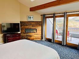 Nordic Village Resort