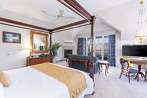 Nordic Village Resort