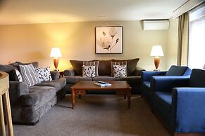 Nordic Village Resort