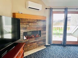 Nordic Village Resort