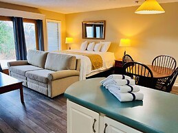 Nordic Village Resort