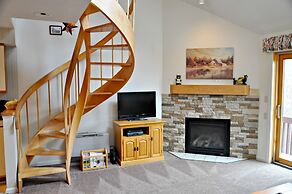 Nordic Village Resort