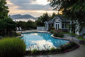 Nordic Village Resort