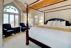 Nordic Village Resort