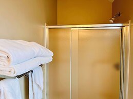 Nordic Village Resort