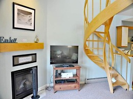 Nordic Village Resort