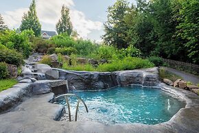 Nordic Village Resort