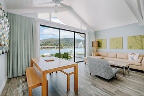 Lakehouse Resort
