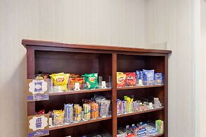 Mainstay Suites Airport