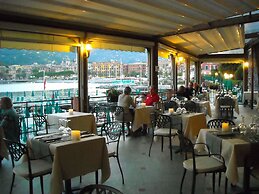 Hotel Metropole