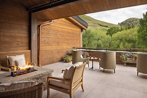 Rusty Parrot Lodge and Spa