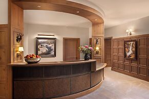 Rusty Parrot Lodge and Spa