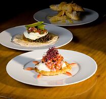 Rusty Parrot Lodge and Spa