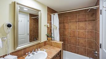 Portofino Island Resort