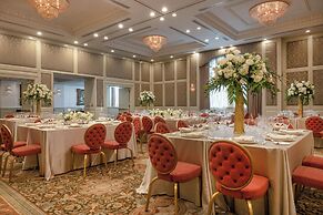 Market Pavilion Hotel