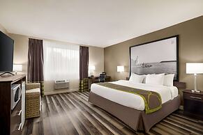 Super 8 by Wyndham Sarnia ON